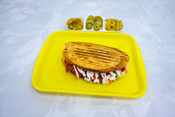 Turkish karisik atom kare  tost ( kasarli bazlama tost) . Sucuklu, Kasarli,  cheddarli, kavurmali...