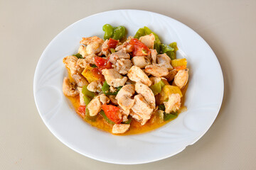 Sauteed chicken with carrots and peas ( Turkish ; Tavuk Sote ) Kori soslu, Kremali Mantarli, Meksika usulu tavuk.