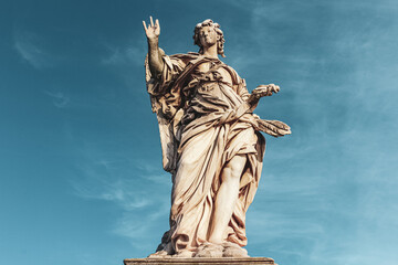 Statua su Ponte Sant'Angelo. Roma, Italia