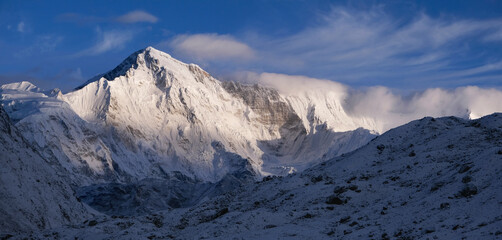 Amazing scenery of snowy Cho Oyu Mount from Gokyo. Himalayas, Sagarmatha National Park, Nepal © Iwona