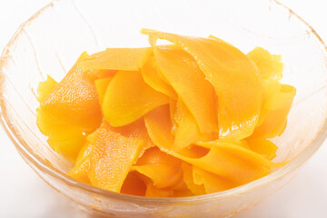 生秋ウコンのガリ（ハチミツ酢漬け）