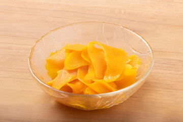 生秋ウコンのガリ（ハチミツ酢漬け）