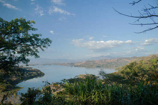 Lago Suchitl&aacute;n Suchitoto El Salvador