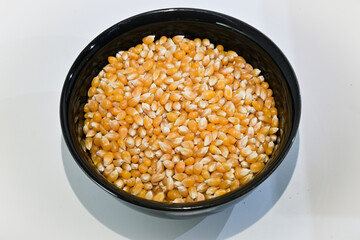 Corn to make healthier natural popcorn 