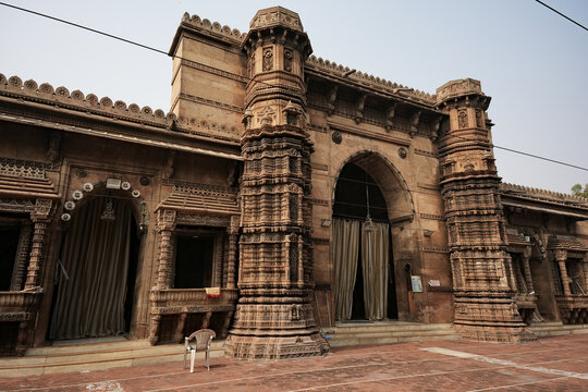 Ahmedabad and its heritage: the tomb of Dai Halima