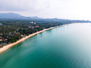 Naklejka premium Aerial views of Lipa Noi beach in koh Samui island, Thailand