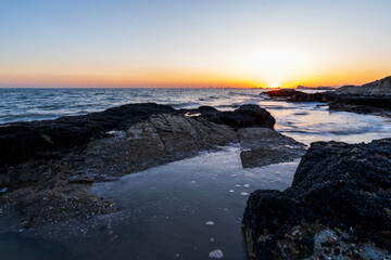 In the evening, the seaside scenery
