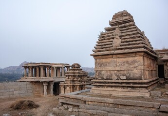 Naklejka premium Hemakuta Hill Temple Complex in Hampi. India