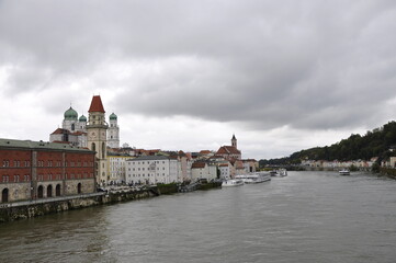 Fototapeta premium Panoramic view of Passau. Aerial skyline of old town with beautiful Danube river, Bavaria, Germany.