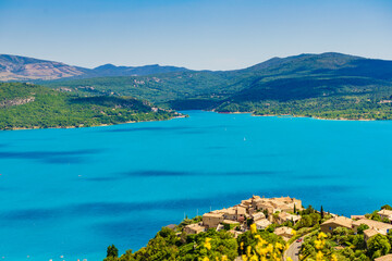 Fototapeta premium Lake Sainte Croix in Verdon Gorge, France