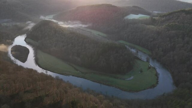 Discovering the beauty of Le Tombeau du Geant at Botassart in the morning light