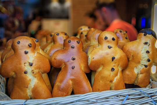 Mannele, mannala or stutenkerl brioche pastry, a traditional Alsatian, Swiss and German Christmas baked treat, the Strasbourg Christmas Market, France