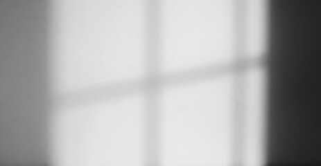 minimal window shadow overlay
