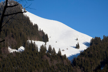 SKi Hang in den Alpen in den Winter Monaten 