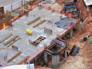 Construction of apartments in the initial phase
