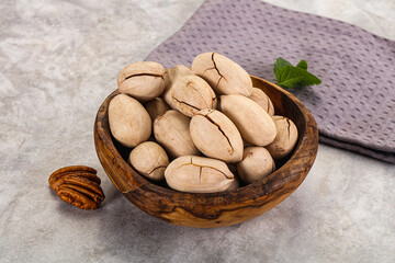 Crunchy pecan nut in the bowl