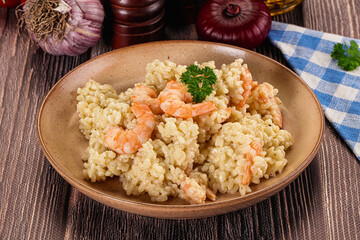 Gourmet risotto with prawn and cheese
