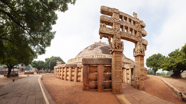 Great Stupa - ancient Buddhist monument. Sanchi, Madhya Pradesh, India