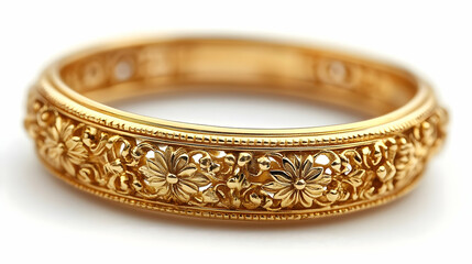 Intricately Designed Gold Ring Showcases Delicate Floral Patterns with Exquisite Craftsmanship