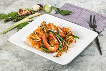 Pad Thai - noodle with prawn