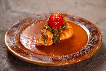 Mole de segueza with chicken is a traditional recipe from Oaxaca made with yellow cracked corn, pitiona and guajillo chili, among other ingredients.