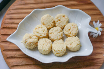 Almond Sugee Cookies are rich, buttery, with a nutty almond flavor, a popular kuih during Hari Raya