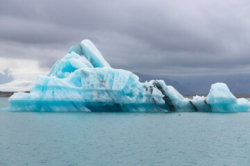 Iceberg nella laguna di Fjallsárlón in Islanda © graziartw