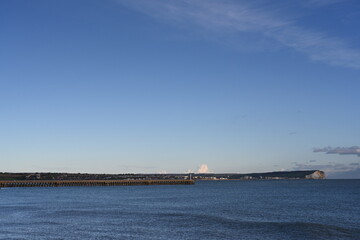 Obraz premium newhaven harbour with Seaford head in the distance