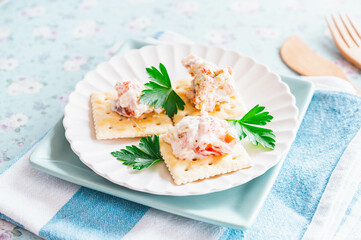 海鮮サラダのカナッペ