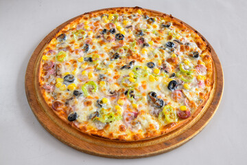 Traditional Turkish cuisine. Pizza, pita, pidesi, sucuk, hummus, kebab. Many dishes on the table. Serving dishes in restaurant. Margherita,  mix, formaggi, veggie karisik pizza. Top view, flat lay