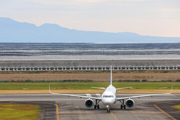 田園と空港の交差点