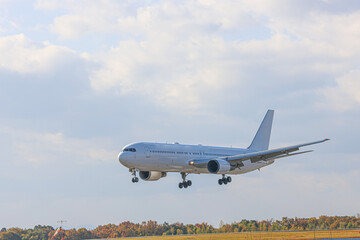 阿蘇を望む飛行場