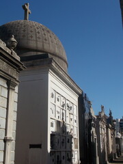 calles de un cementerio 