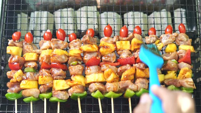 Let's grill some barbecue and eat it.