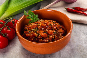 Chili con carne with beef and beans
