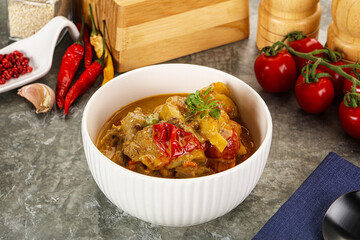 Yellow THai curry with beef