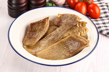 Baked stingray witngs with oil