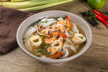 Vietnamese Pho Bo soup with seafood