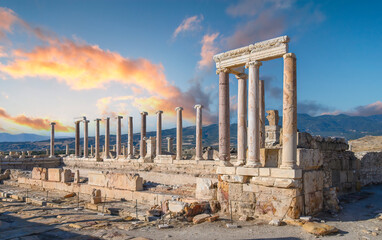 Fototapeta premium The ruins of the ancient city of Tripolis in Denizli Province, Turkey