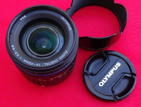 Olympus 14-42 Four Thirds Zoom lens
