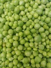 green peas background