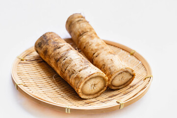 笊にのせた牛蒡