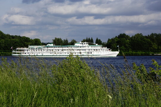 Russian October Revolution river cruise ship en passant