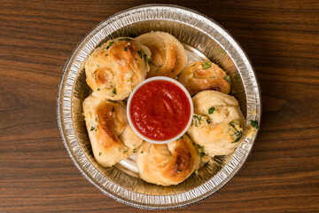 Garlic knots with marinara sauce