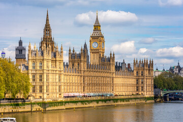 Houses of parliament and Big Ben tower with Thames river, London, UK