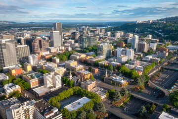 Naklejka premium Various day and sunset drone scene of Portland Oregon, Willamette river and downtown, Aerial drone footage