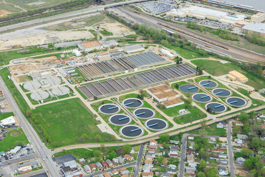 Aerial view of large waste water treatment plant near St. Louis, Missouri, USA.