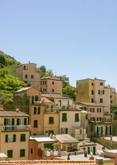 Fototapeta premium Colorful Buildings in Hills of Cinque Terre, Italy