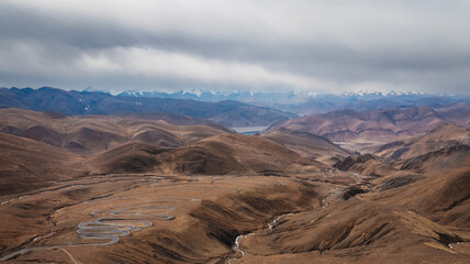 108 bends of Mount Everest in tibet, China
