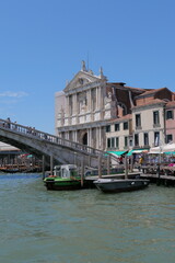 A snapshot of Venice's daily life and alleys